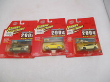 ★☆ミニカー　JOHNNY　LIGHTNING　2004　ランサーエボリューション　SHEVY　SSR　350Z　3台セット　新品未開封☆★_画像1