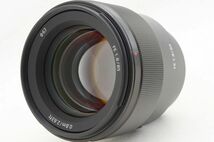 ☆新品同様☆ Sony ソニー FE 85mm F1.8 SEL85F18 元箱 付属品 ♯23110106_画像2