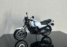 ハセガワ1/12 ヤマハ　RZ350(4U0) 完成品　バイクプラモデルYAMAHA _画像3