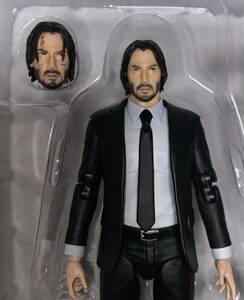 MAFEX マフェックス MAFEX JOHN WICK CHAPTER2 )中古美品 ジョンウイック キアヌリーブス