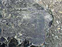 黒曜石の原石　約4.30Kgの塊　北海道産　ガラス質　貝殻状断口_画像9