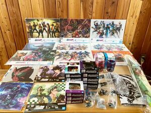 仮面ライダー グッズ まとめて まとめ売り 大量 ビジュアルシート 色コレ ラバーコースター フィギュア 凧 グラス Kamen Rider goods