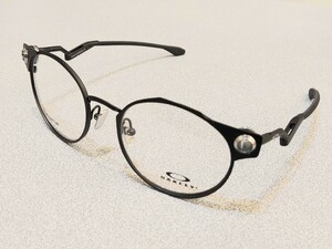 新品 OAKLEY　オークリー　ブランド　メガネ　眼鏡　高級感　上品　バネ丁番　軽い　黒ぶち