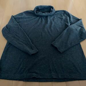 美品 ユニクロ フリース タートルネック ヒートテック グレー サイズ3XL 大きいサイズ