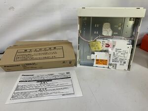 岩A ● 未使用品 2019年製 パナソニック Panasonic 誘導灯 FKE09631-2 誘導灯用ブロック FA20312/FK721 ②