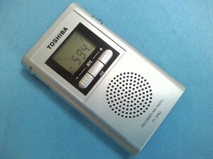 東芝　TOSHIBA　 FM/AMポケットラジオ 　TY-SPR2★動作品