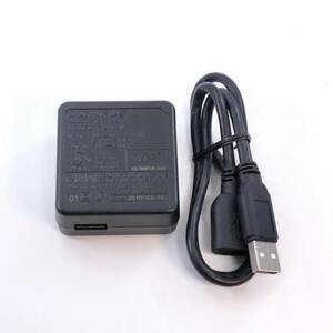 OLYMPUSオリンパス　F-2AC-1B USB AC adapter アダプターケーブル