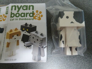 ニャンボー figure collection2 bicolor(cow) よつばと！