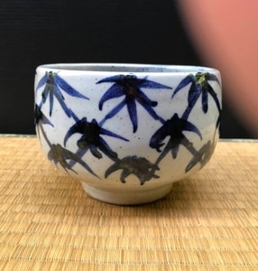 笹格子紋　茶碗（ロ印）返品OK 0054