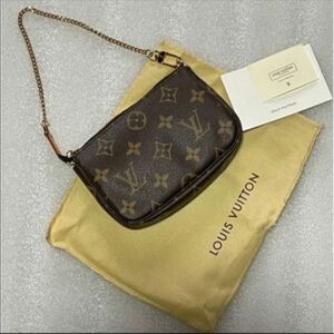 LOUIS VUITTON モノグラム　ミニポーチ　　　祝　卒業SALE週末期間限定