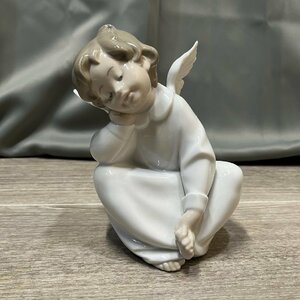 X239 LLADRO リヤドロ no.4961 『天使の考え事(なんとかなるよ)』 置物 インテリア 陶器 高さ16cm