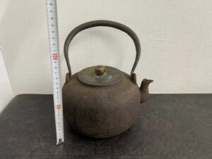 CT2492　鉄瓶　アンティーク　茶道具　蓋銅　大きめ