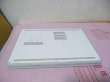 ★展示品(保管品) 富士通ノートPC FMV LIFEBOOK LH55/C2　FMVL55C2WG【子供向け】[14型非光沢/WIN10/Celeron3865U/SSD128GB/タッチペン](2)_画像2