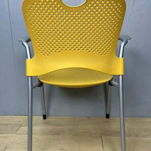 Herman Miller ハーマンミラー Caper Stacking Chair ケイパースタッキングチェア イエロー 2004年製 ④の画像4
