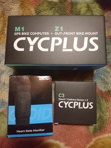 CYCPLUS 2.9インチGPSサイコンセット ケイデンス&スピードセンサー、マウント、心拍センサー