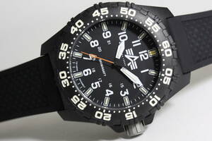 ALPHA INDUSTRIES アルファ・インダストリーズ 200m防水クォーツ腕時計 ミリタリーウォッチ メーカー希望小売価格52,800円