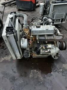 2857 茨城 エンジン本体 エンジン コンバイン ユンボ パーツ E393 イセキエンジン