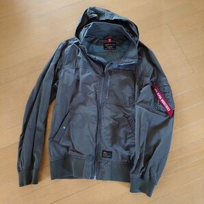 未使用品★ALPHAINDUSTRIES　MＡ-1フライトジャケット　 ジャンパー ブルゾン　ミリタリージャケット　中綿無し