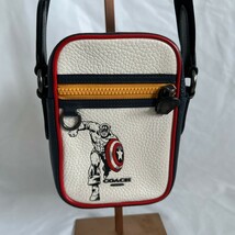 超希少 日本未発売 COACH キャプテンアメリカ ショルダーバッグ_画像6