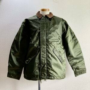 超希少70s U.S.NAVY EXTREME COLD WEATHER IMPERMEABLE ナイロンデッキジャケット LARGE（42-44） ミリタリージャケット 米軍実物vintage