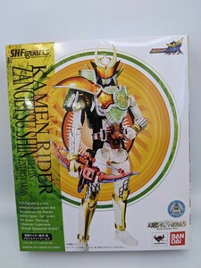 中古品 S.H.Figuarts 仮面ライダー鎧武 仮面ライダー斬月・真 メロンエナジーアームズ BANDAI