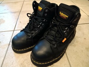 極美品 Dr.Martens ドクターマーチン ブーツ サイズ UK9 黒 ブラック メンズ レディース 長靴 AIR エアー ウィンター 冬 防寒 厚底 インチ 