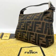 [外観極美品] FENDI フェンディ ズッカ柄 ズッカ アクセサリーポーチ バニティポーチ ハンドバッグ カーキ キャンバス レザー ロゴ金具_画像1