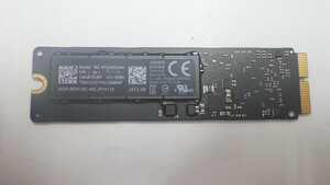 1円～　Apple SAMSUNG 純正SSD MZ-JPV2560/0A4　256GB MacBook Pro /MacBook Air 等用　中古動作品