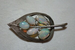 1013 天然オパール ブローチ ヴィンテージ アクセサリー SILVER刻印 天然石 宝石 opal 色石 カラーストーン ビンテージ アンティーク