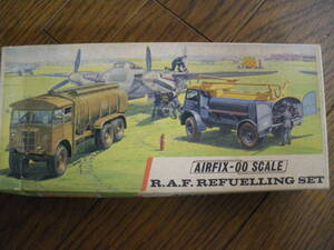 AIRFIX エアフィックス 1/76 英国空軍 燃料給油車 セット R.A.F.REFUELLING SET　パーツ袋開封　未組立　破損有り 旧箱　同梱、郵送可