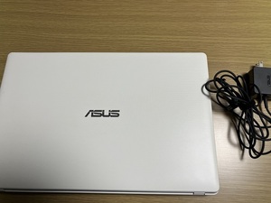 ASUS X551M Celeron N2815 Windows10 メモリ2GB HDD500GB ジャンク①