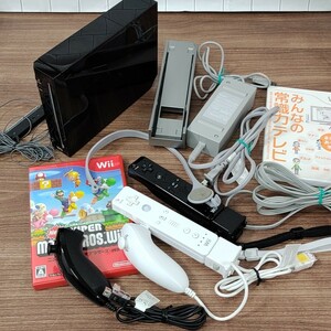 Nintendo 任天堂 ニンテンドー Wii 本体 ブラック セット RVL-001　★本体 /ヌンチャク /リモコン /ACアダプター /ソフト２本★