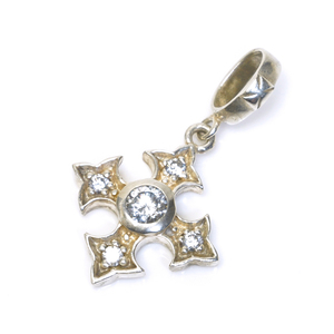  Loree Rodkin Large fancy черный Stop серебряный 925 Loree Rodkin P295A-886 LARGE FANCY CROSS SILVER PENDANT