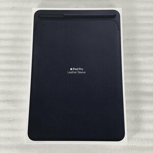 【未開封・中古品】 アップル / Apple レザースリーブ MPU22FE/A 10.5インチiPad Pro用 ミッドナイトブルー 10.5インチiPad Pro 30016690