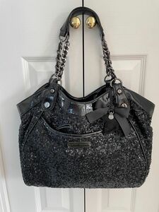 Betsey Johnson スパンコール　チェーンショルダーバッグ