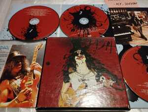 Slash スラッシュ Delxue Edition 2CD+DVD 輸入盤３枚組 Ozzy Chris Cornell Lemmy Dave Grohl Iggy Pop マイルス・ケネディ 稲葉浩志 B'z