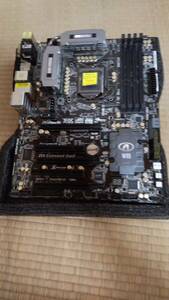 AsRock Z68 Extreme4 Gen3 インテル第２・第３世代CPU用(LGA1155)　ATXマザーボード