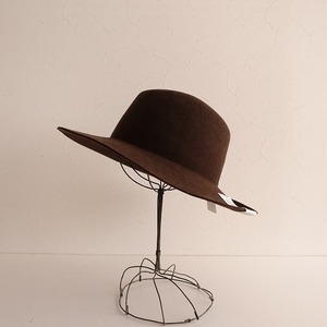 //【美品/定価1.3万】2021/ラメゾンドリリス La Maison de Lyllis *PORKPIE HAT ウ―ルポークパイハット*帽子(ha85-2310-64)【40K32】