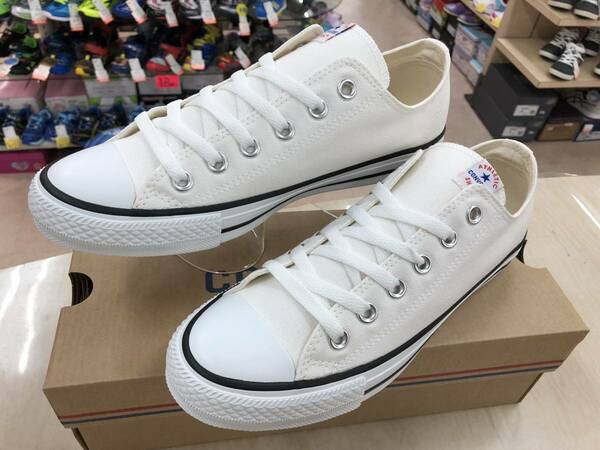 新品即決23.5cm★CONVERSEコンバース NEXTARネクスター110OX レディース キャンバススニーカー★チャックテイラー 人気定番モデル！ 