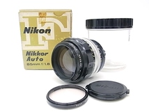 h0463 Nikon NIKKOR-H Auto 1:1.8 f=85mm ニコン　レンズ　元箱_画像1