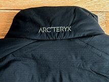 【2023 国内正規 新品】ARC'TERYX Atom Heavyweight Jacket Men's Black S アークテリクス アトム ヘビーウェイト ジャケット コアロフト_画像5