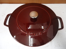 1円～★STAUB ストウブ 浅型鍋 ブレイザーソテーパン チェリー 24cm 2.4L 無水調理 調理器具 フランス製_画像2