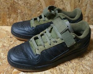 良品 アディダス 本革 フォーラム ロー ICW US8 26cm コアブラック/オリーブ/ガム4　adidas FORUM LOW ICW H01928