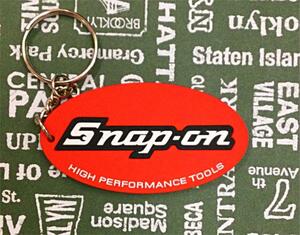 Snap-on スナップオン ラバーキーリング キーホルダー アメリカン雑貨 工具メーカー 世田谷ベース ツール スナッポン 赤 レッド