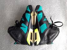 訳あり　ジャンク品　ナイキ　エアジョーダン　6　レトロ ターボグリーン　JP 24 (US 6Y)　Nike Air Jordan 6 Retro GS_画像3