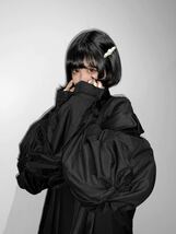 2021aw コムデギャルソン comme des garons 立体ボリュームリボン装飾袖 ロングトレンチコート_画像4