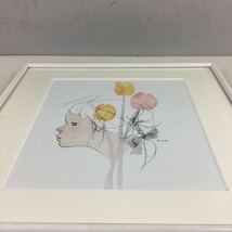 kq423 いわさきちひろ チューリップのある少女像 額入り 複製画 レプリカ アート 絵画 水彩画 芸術 美術 人物画 _画像3