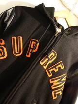 Supreme 袖レザー　スタジャン　サイズM　12AW SUPREME シュプリーム Hooded Varsity Jacket_画像2