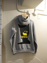 Supreme シュプリーム　2023AW Catwoman Hooded Sweatshirt キャットウーマンフードスウェットパーカー_画像3