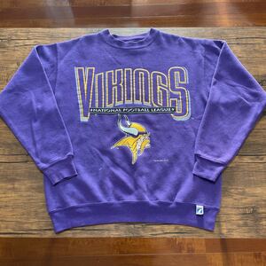 90s『LOGO 7』スウェット　トレーナー　NFL VIKINGS バイキング　USA製　アメリカ製　ヴィンテージ　ビンテージ　vintage　パープル　紫　